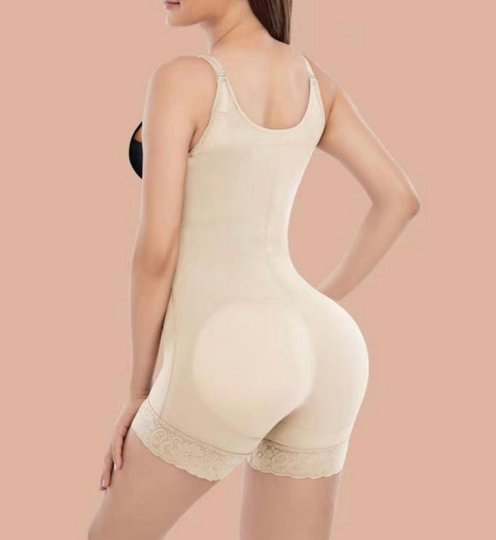 Royally Covered Faja II (Black)